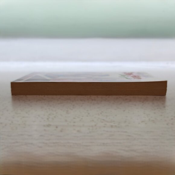 Sweet Valley High # 135 Lila's New Flame - Picture 5 of 6